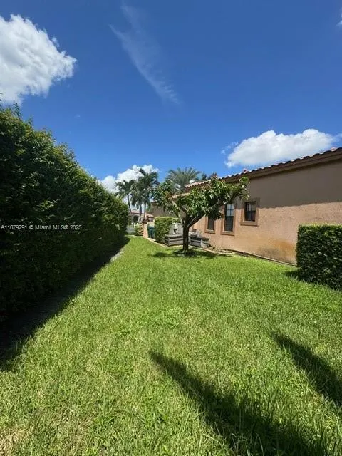 3445 NW 87th Ave