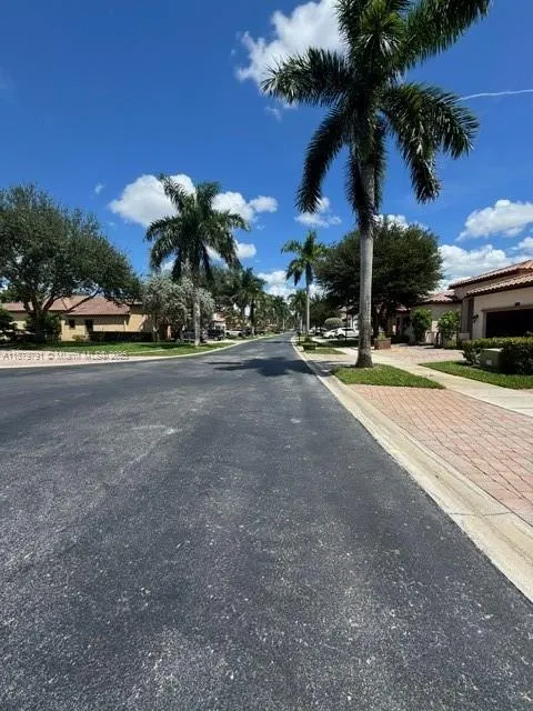 3445 NW 87th Ave
