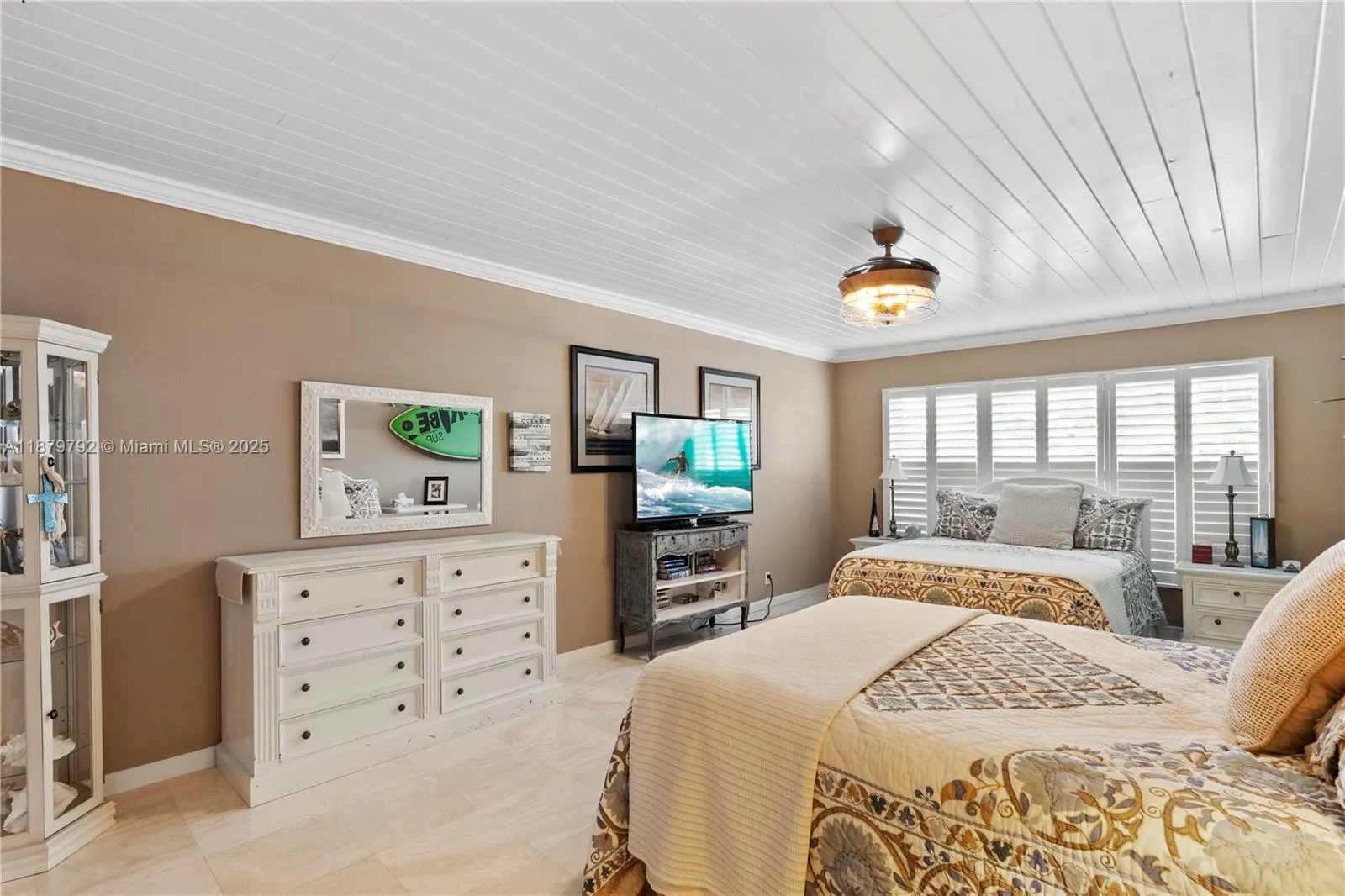 3550 Galt Ocean Dr, #111