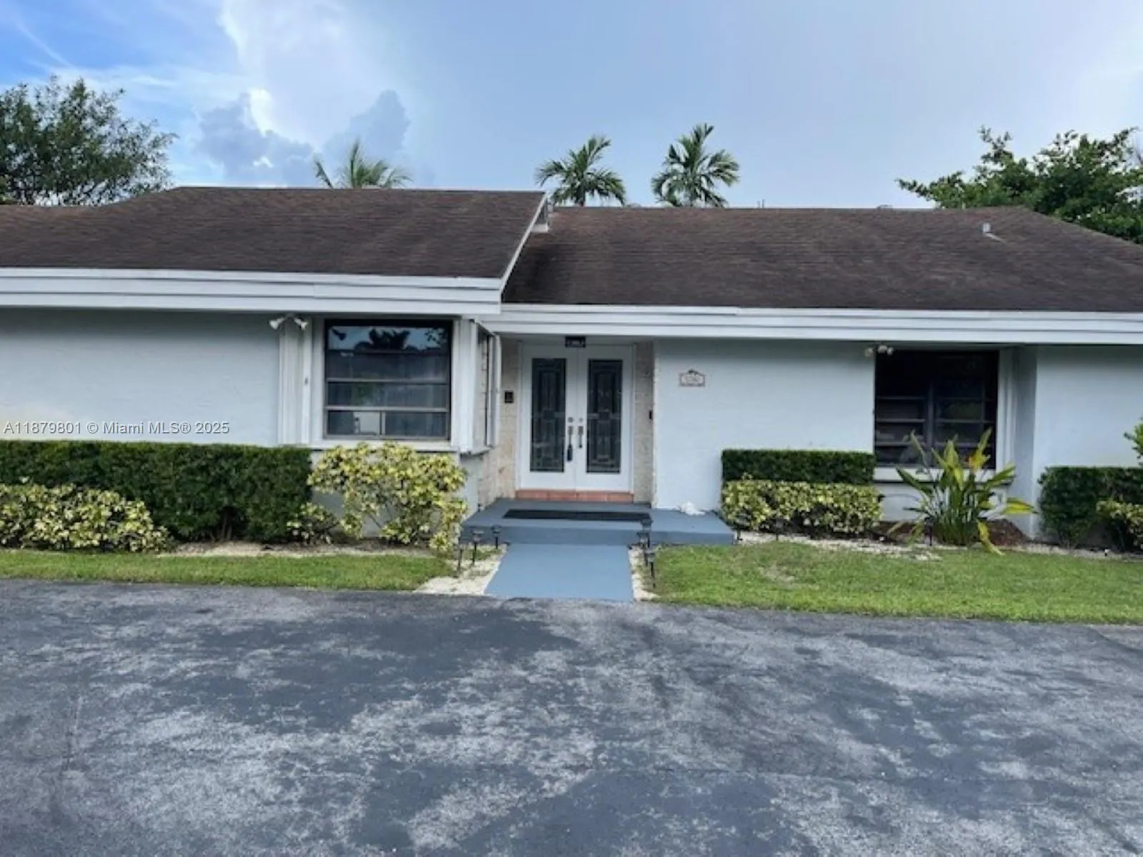 5780 SW 59th Pl