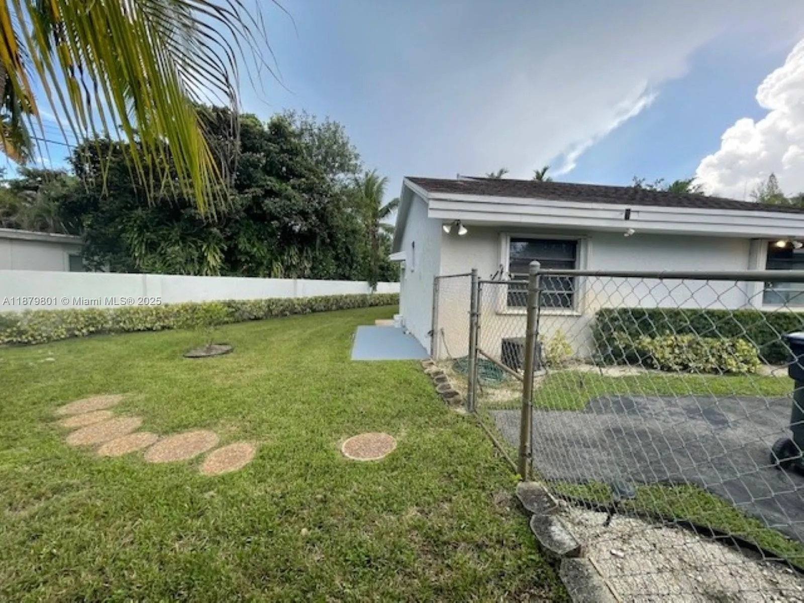5780 SW 59th Pl