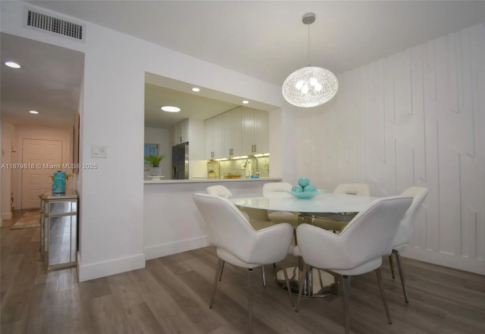 7632 Fairfax Dr, #7632