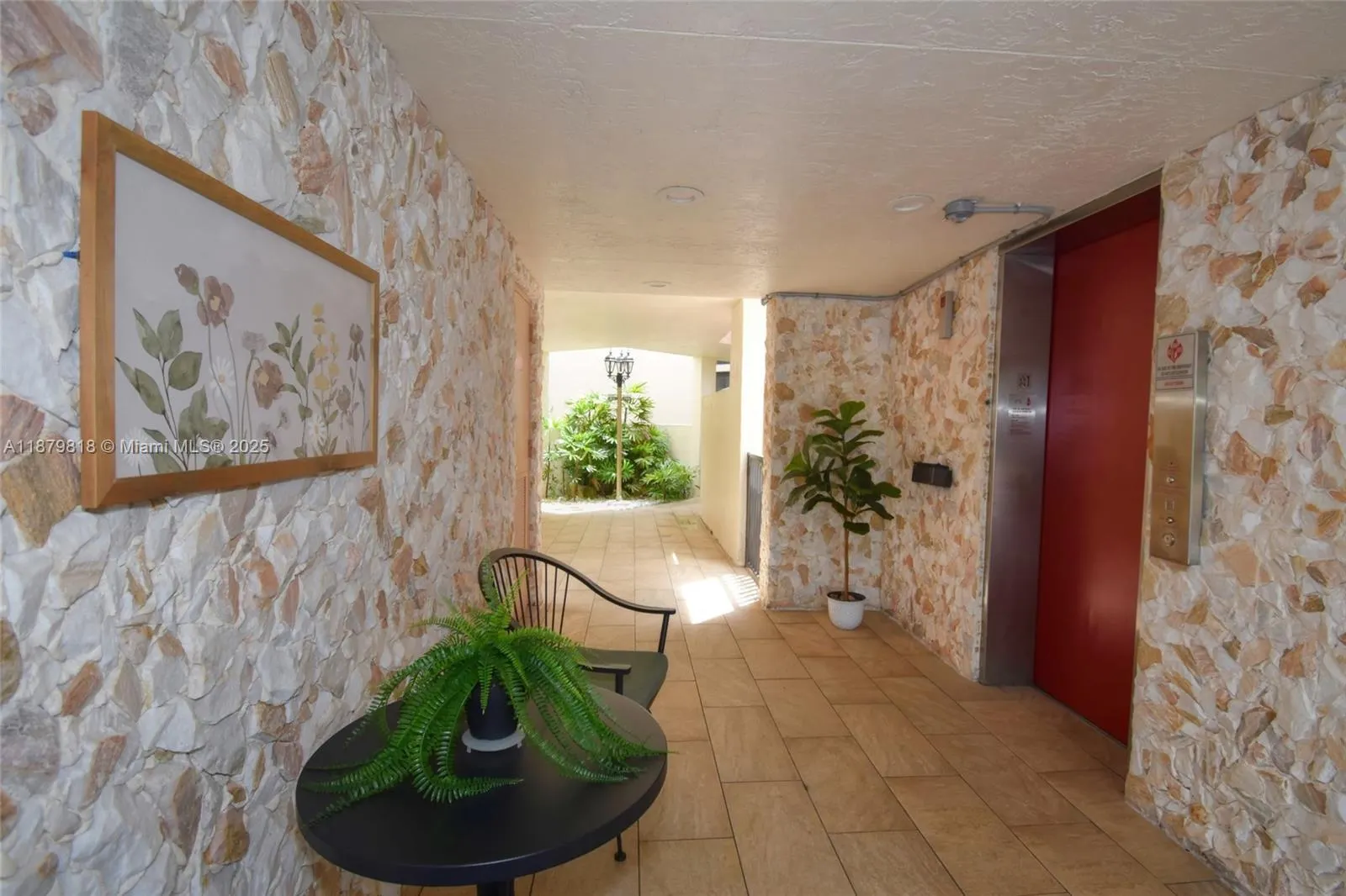7632 Fairfax Dr, #7632