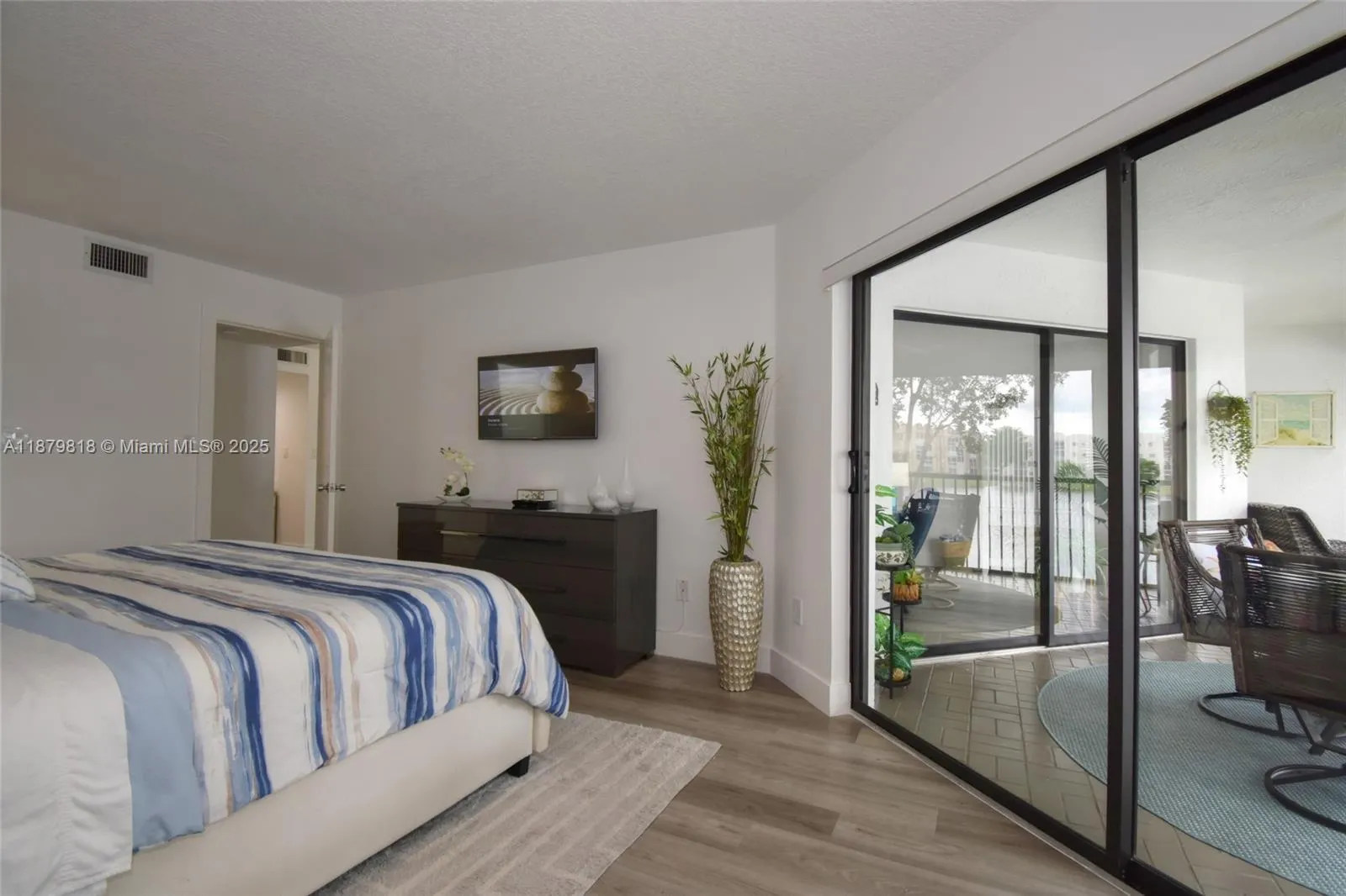 7632 Fairfax Dr, #7632