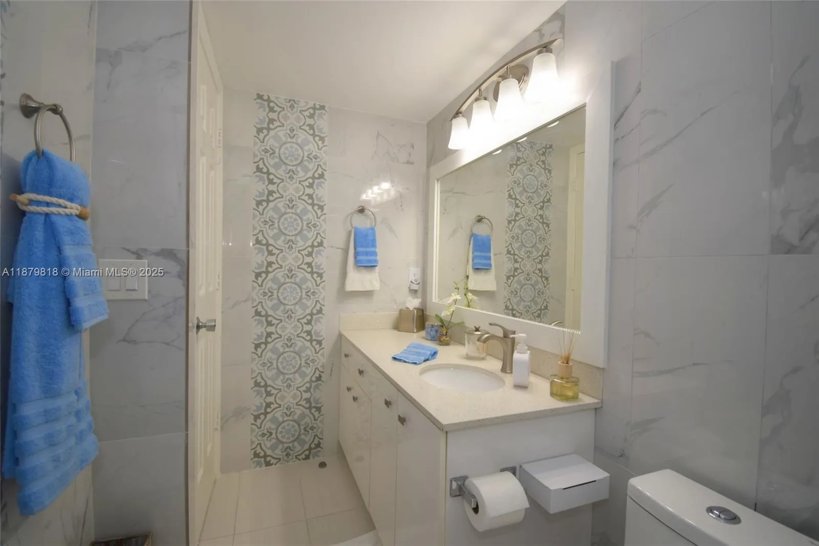 7632 Fairfax Dr, #7632