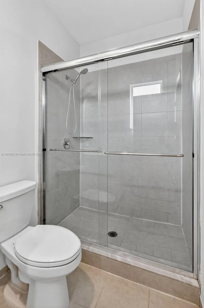 1676 SE 26th Ter