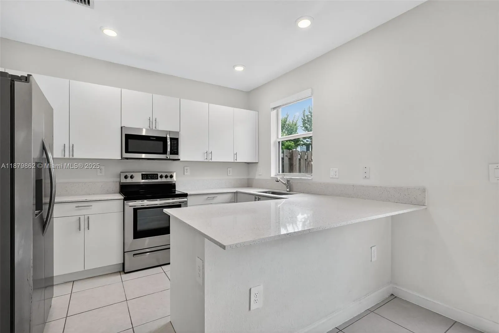 1676 SE 26th Ter