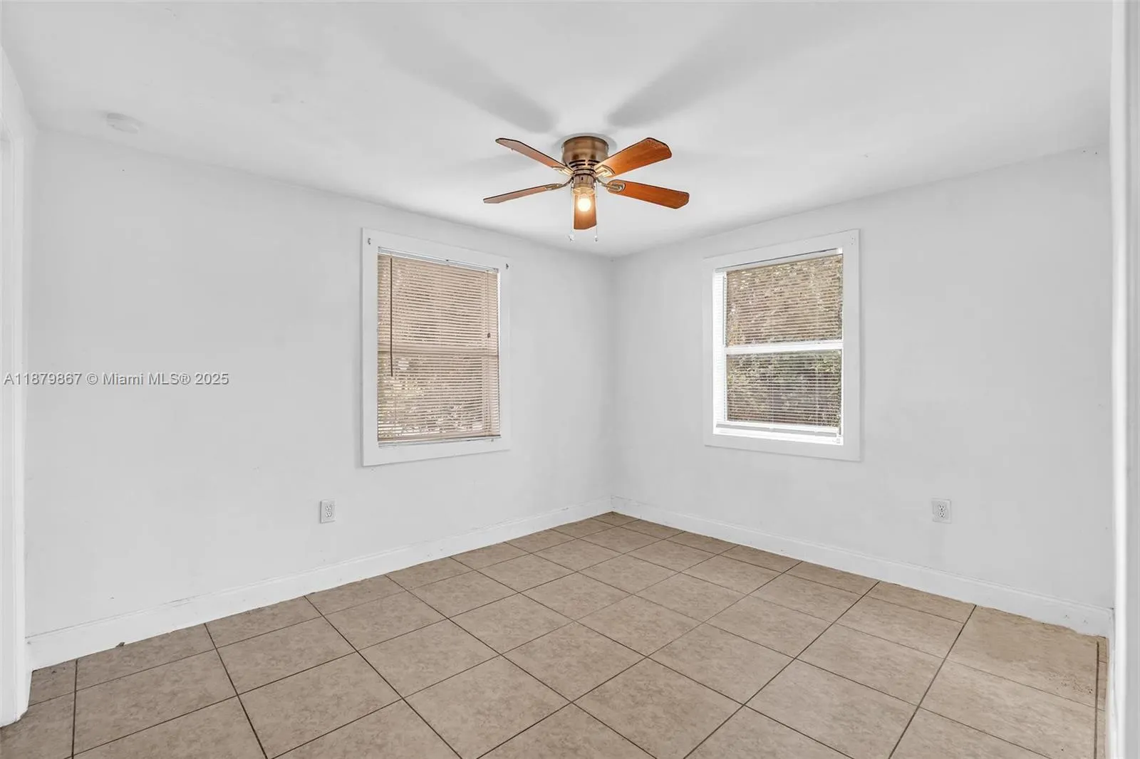 2800 NW 6th Ct