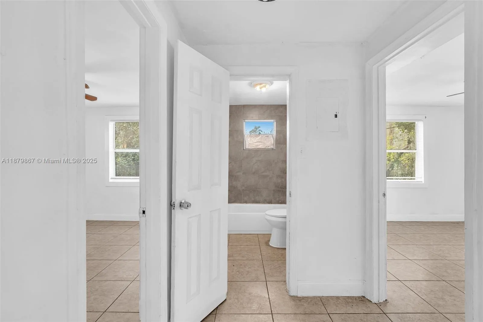 2800 NW 6th Ct