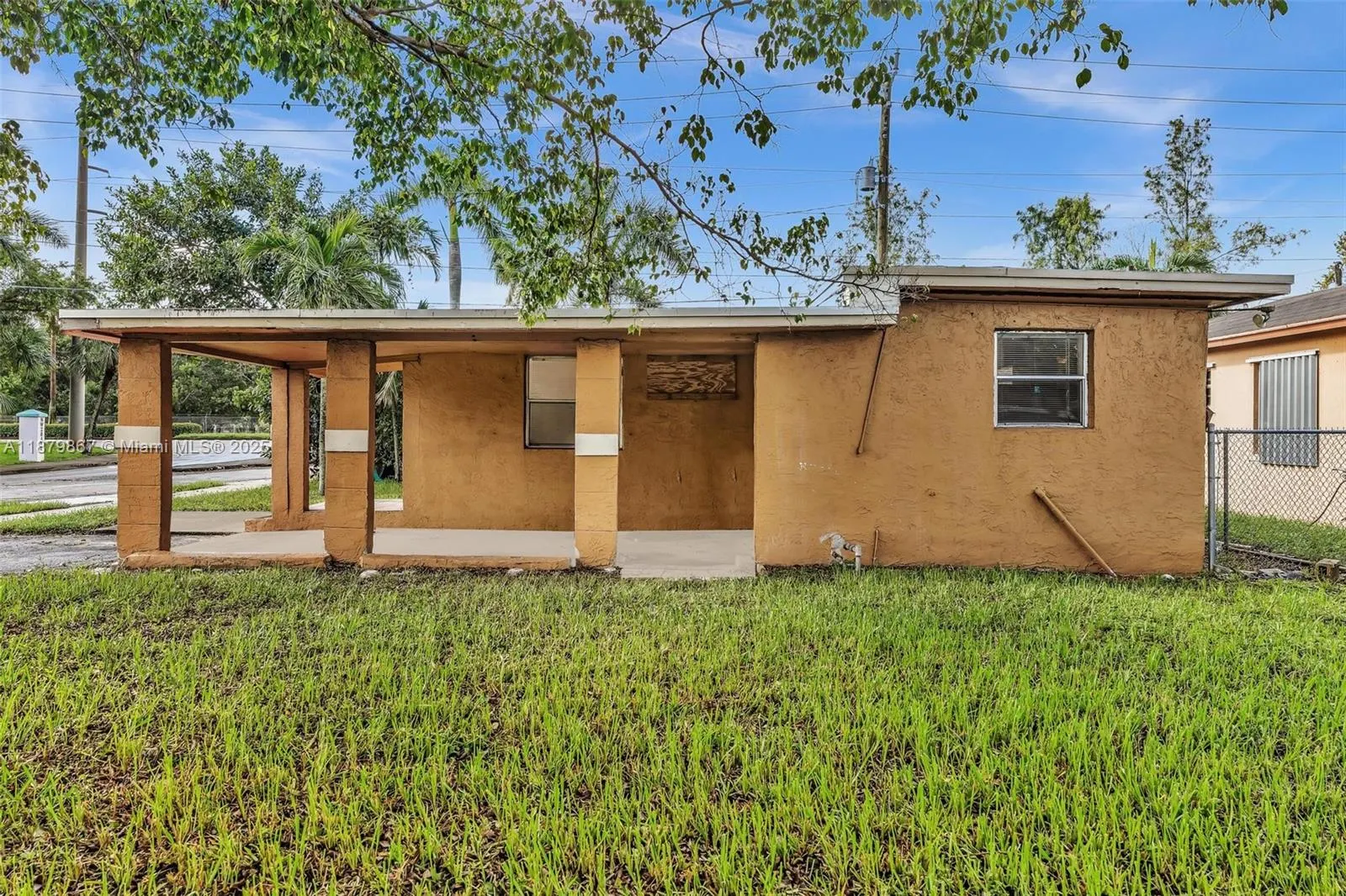2800 NW 6th Ct