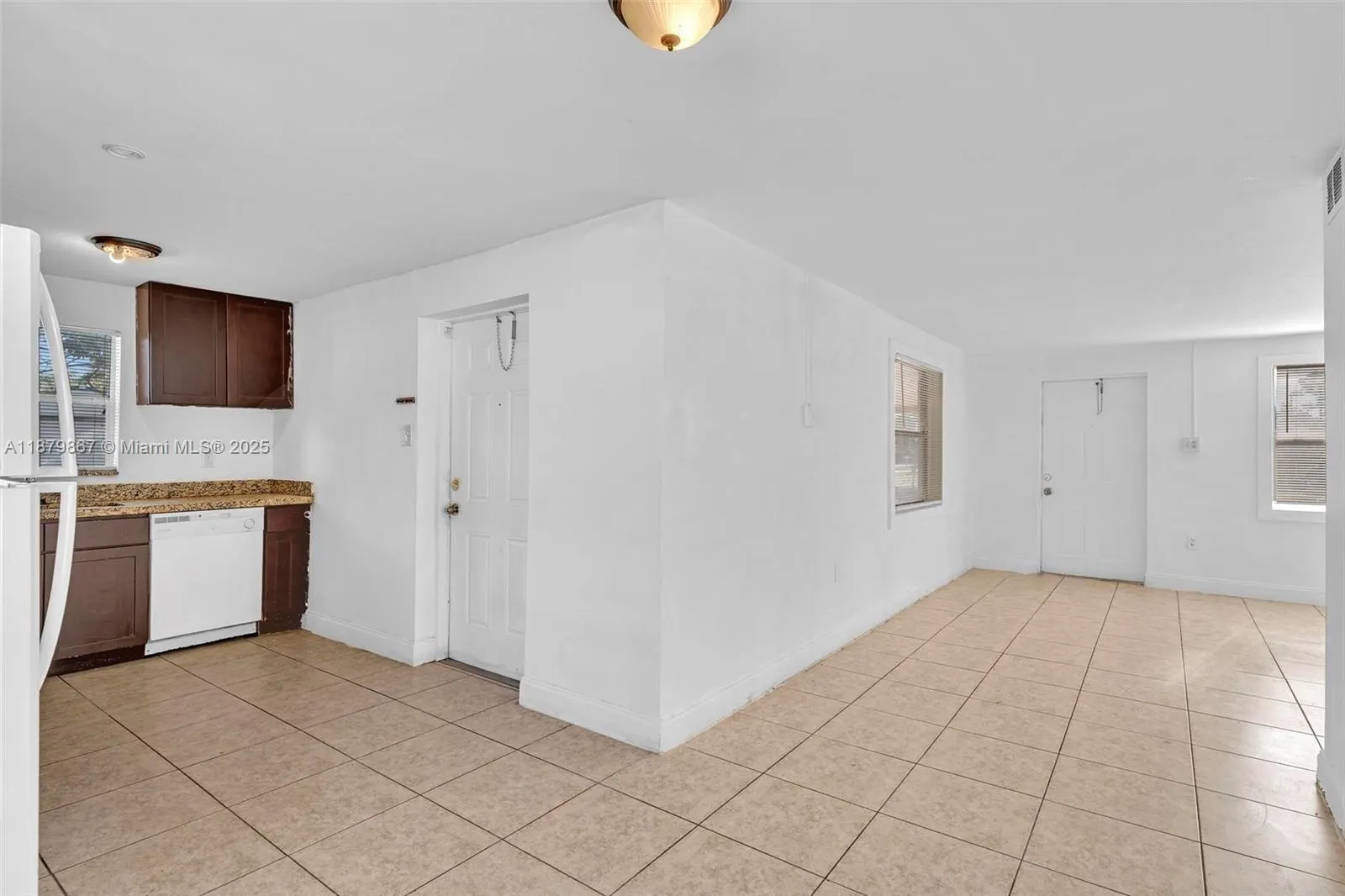2800 NW 6th Ct