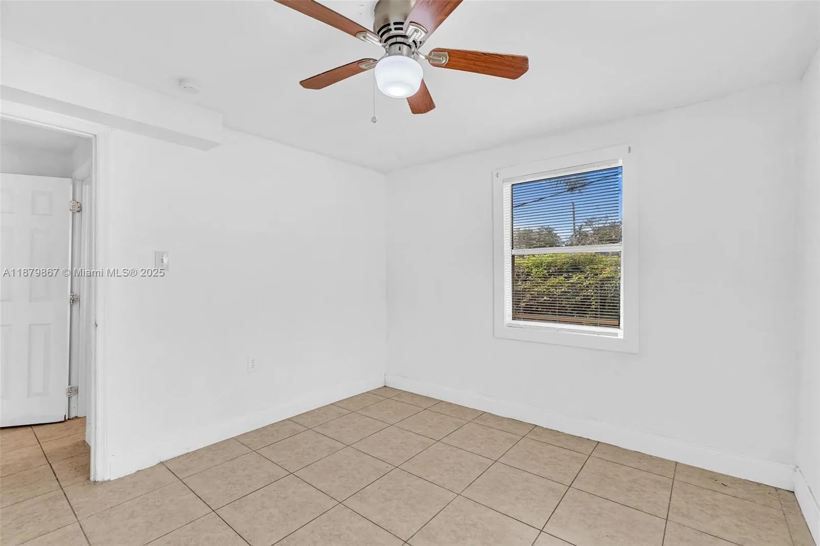 2800 NW 6th Ct