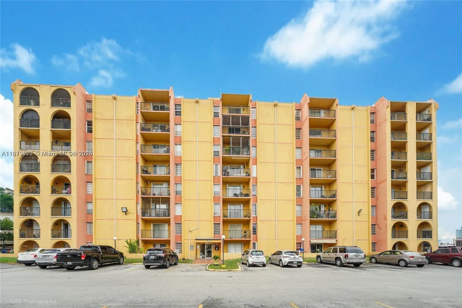 4801 NW 7th St, #803-16