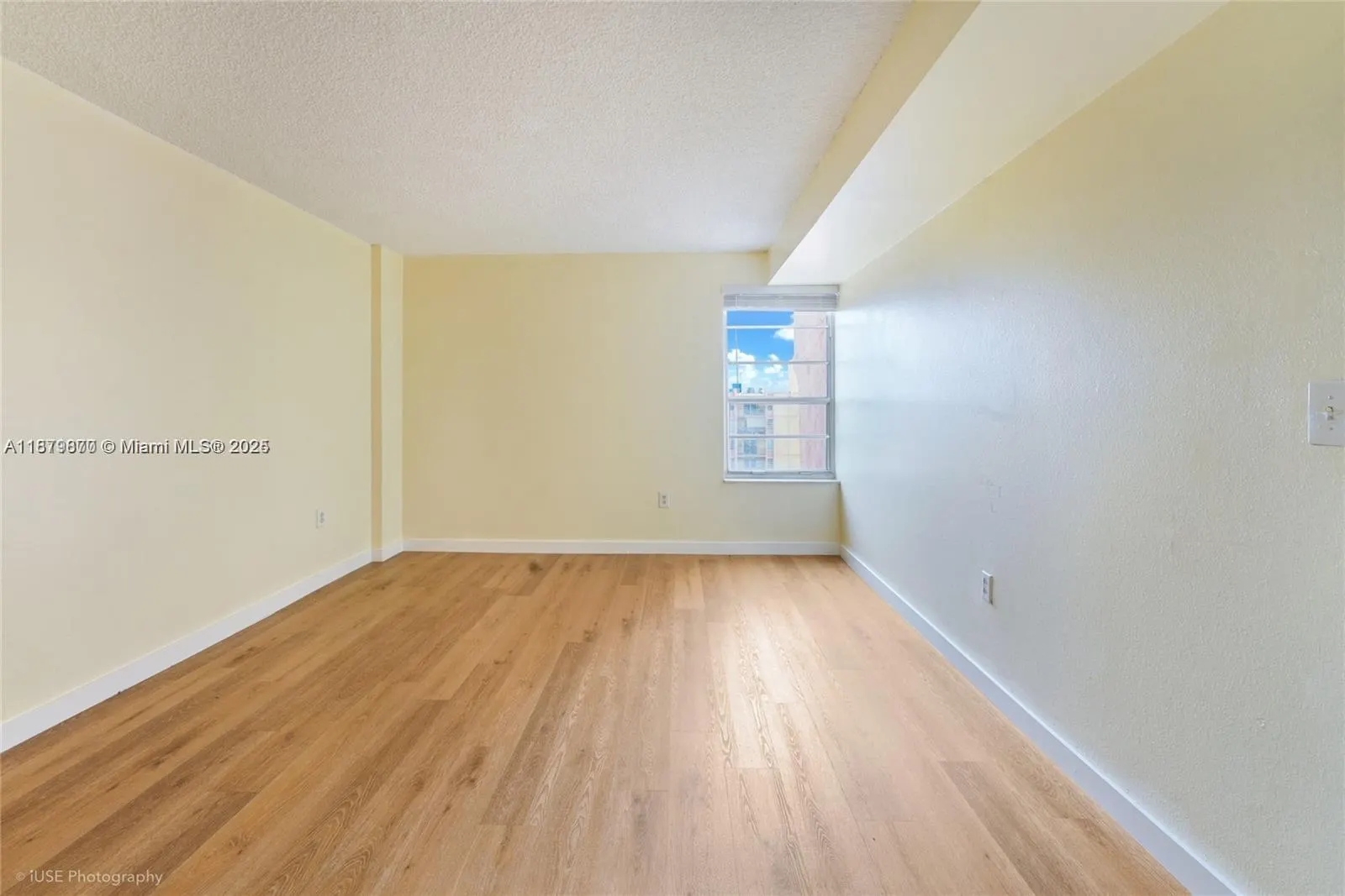4801 NW 7th St, #803-16