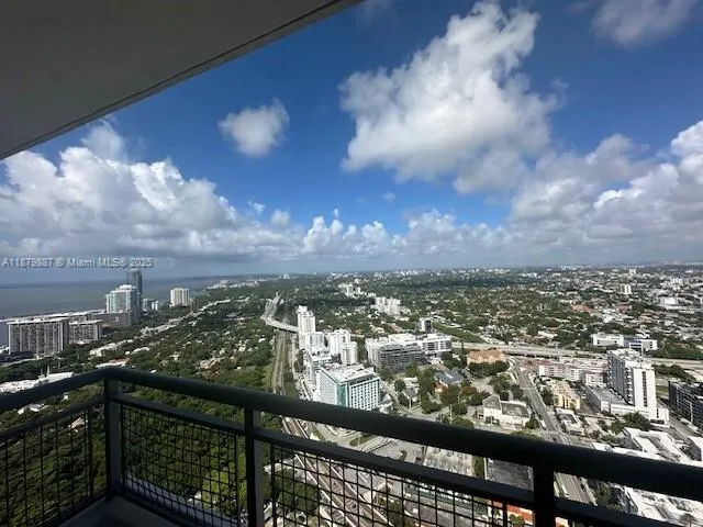 60 SW 13th St, #4407