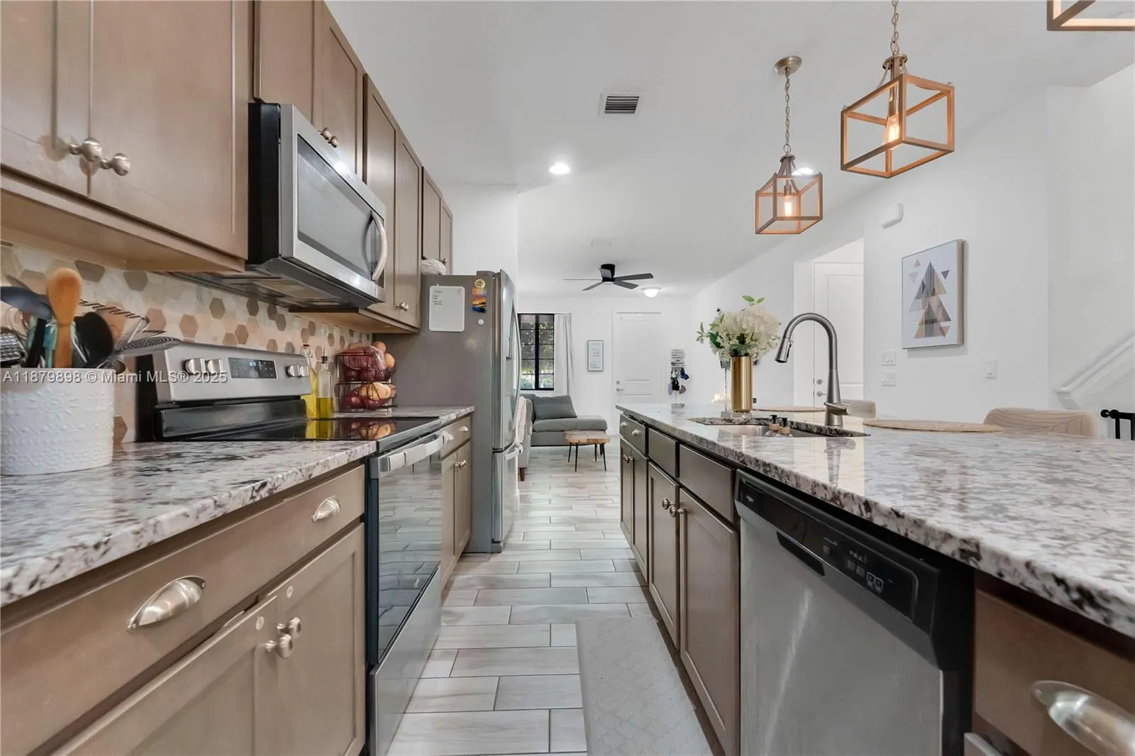 3374 NW 5th St