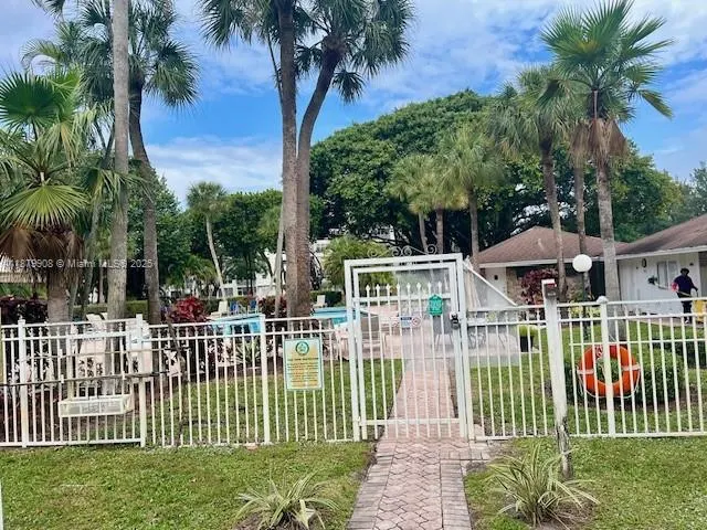 3000 S course dr, #501