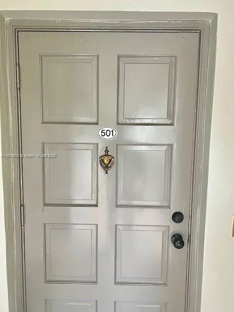 3000 S course dr, #501