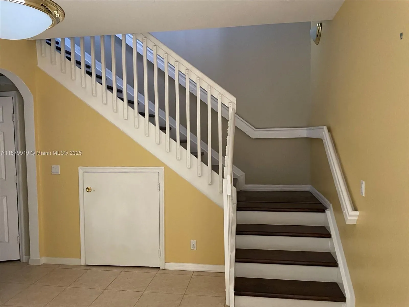2904 NW 33rd Ter