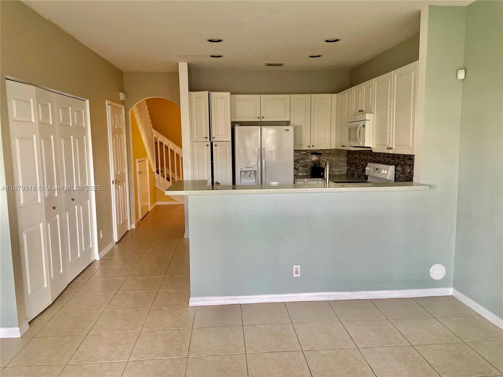 2904 NW 33rd Ter