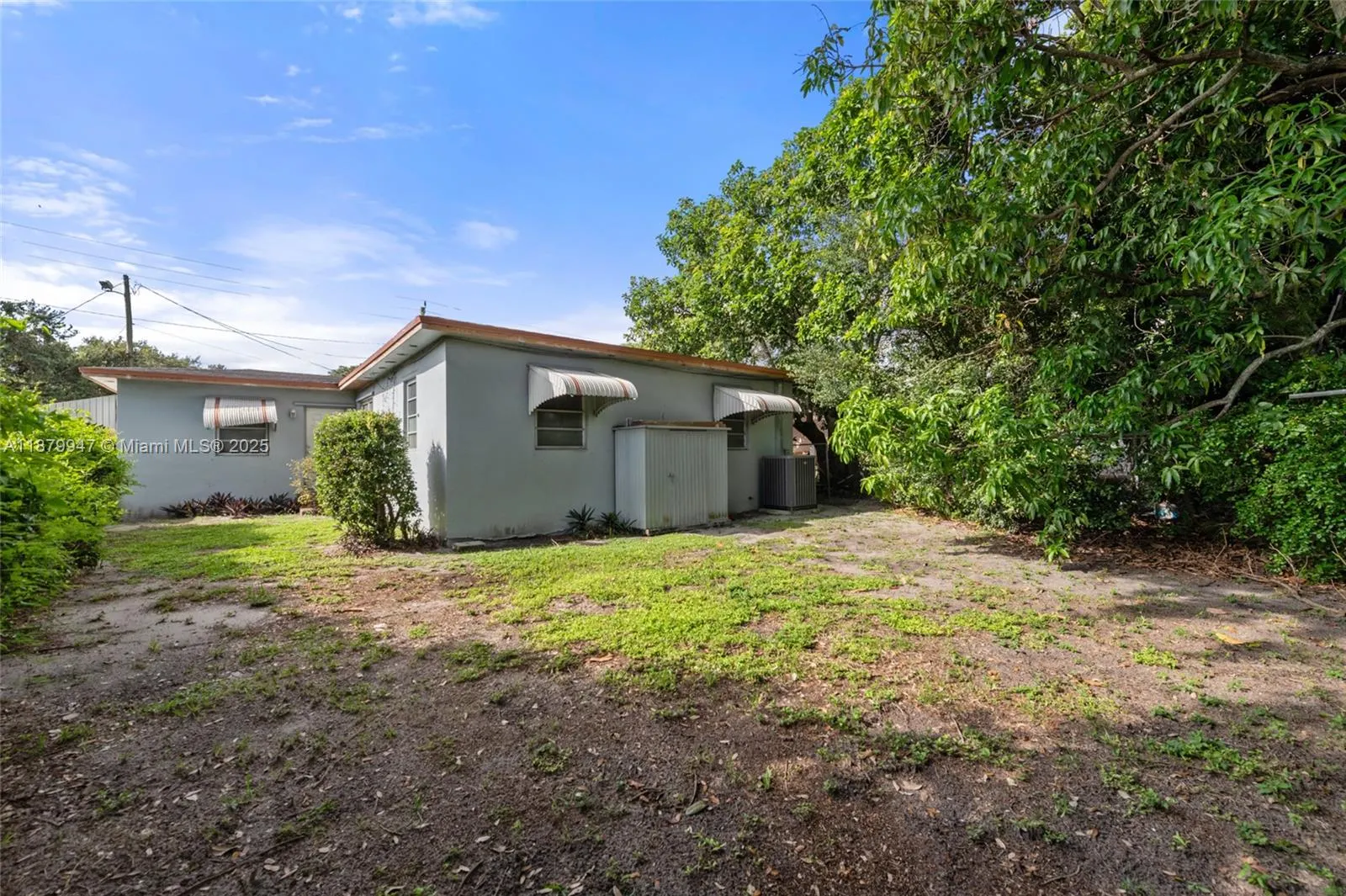 3265 NW 50th St