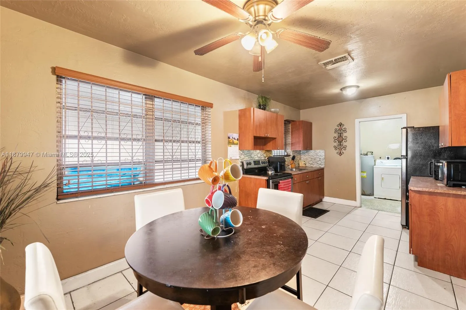 3265 NW 50th St
