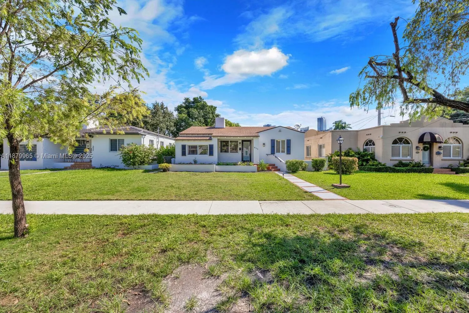 211 SW 22nd Rd, #0