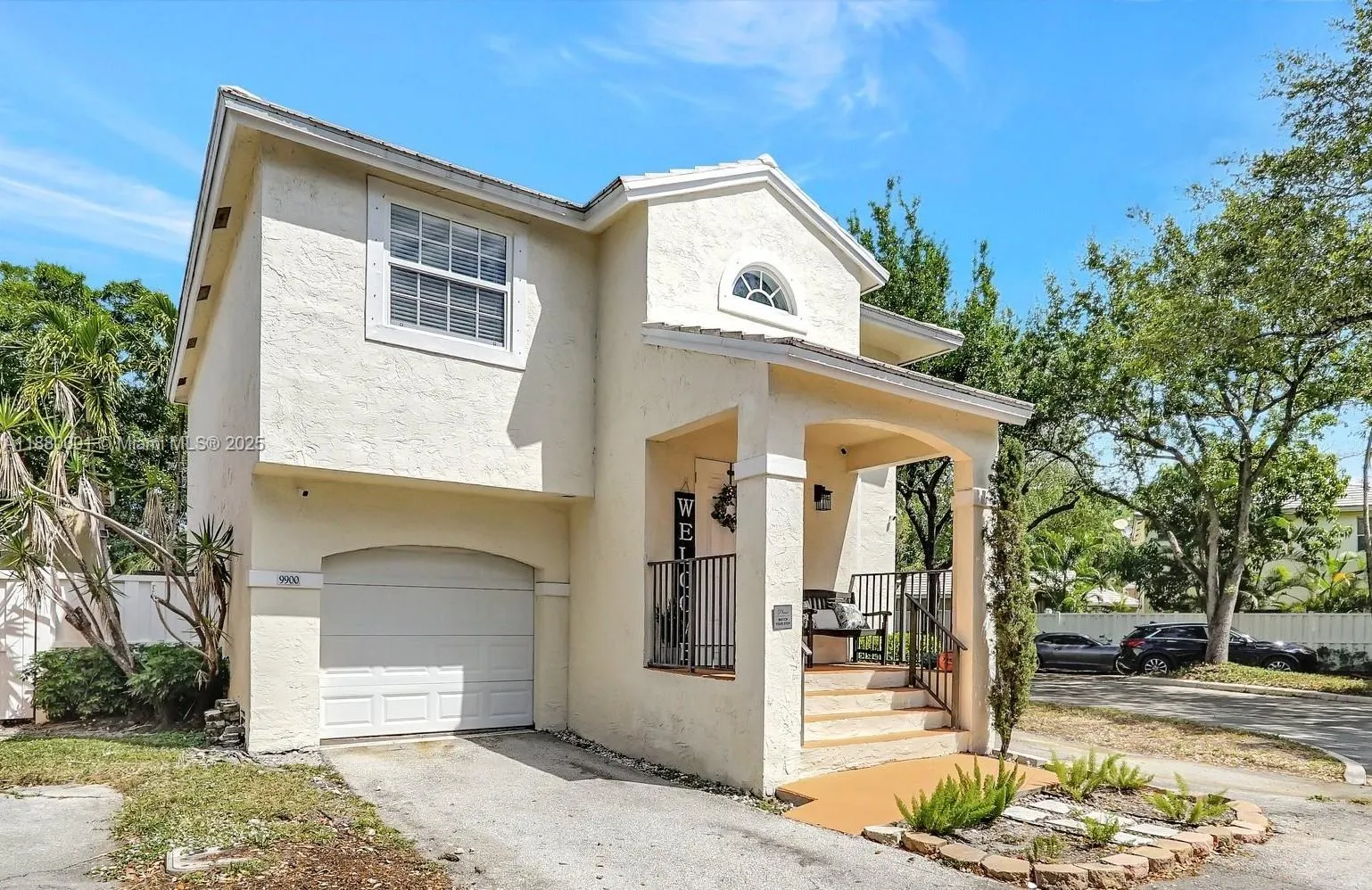 9900 NW 2nd Ct