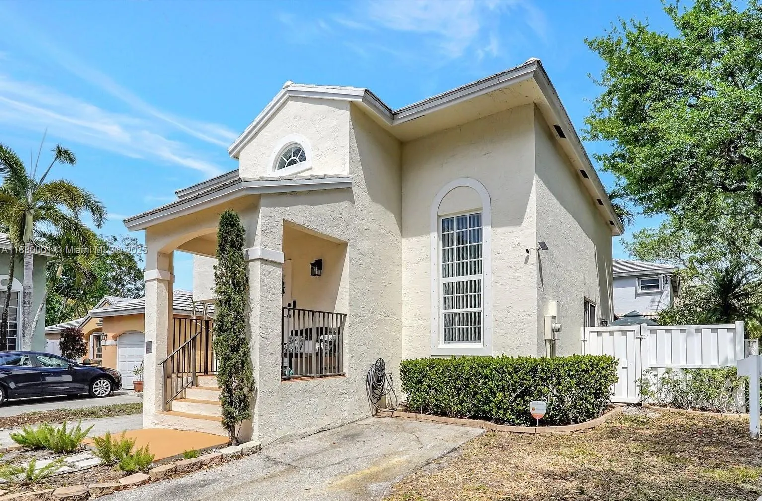 9900 NW 2nd Ct