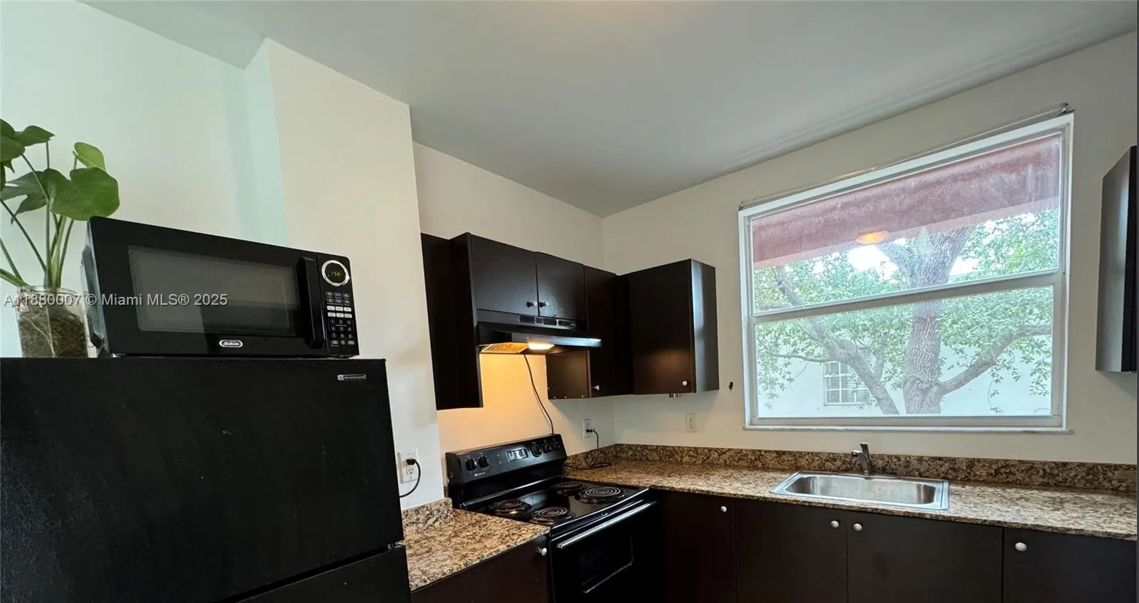 529 NE 62nd St, #302