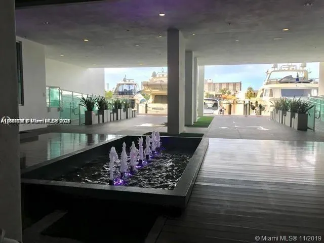 400 Sunny Isles Blvd, #103