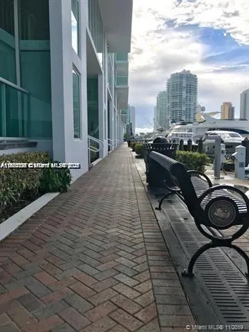 400 Sunny Isles Blvd, #103