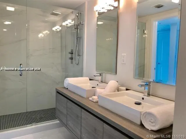 400 Sunny Isles Blvd, #103