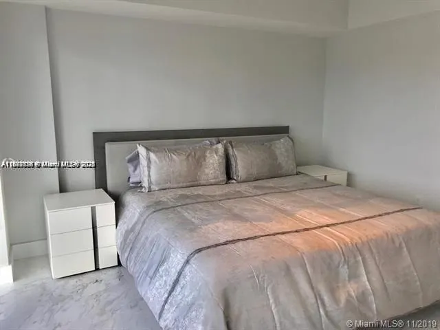 400 Sunny Isles Blvd, #103