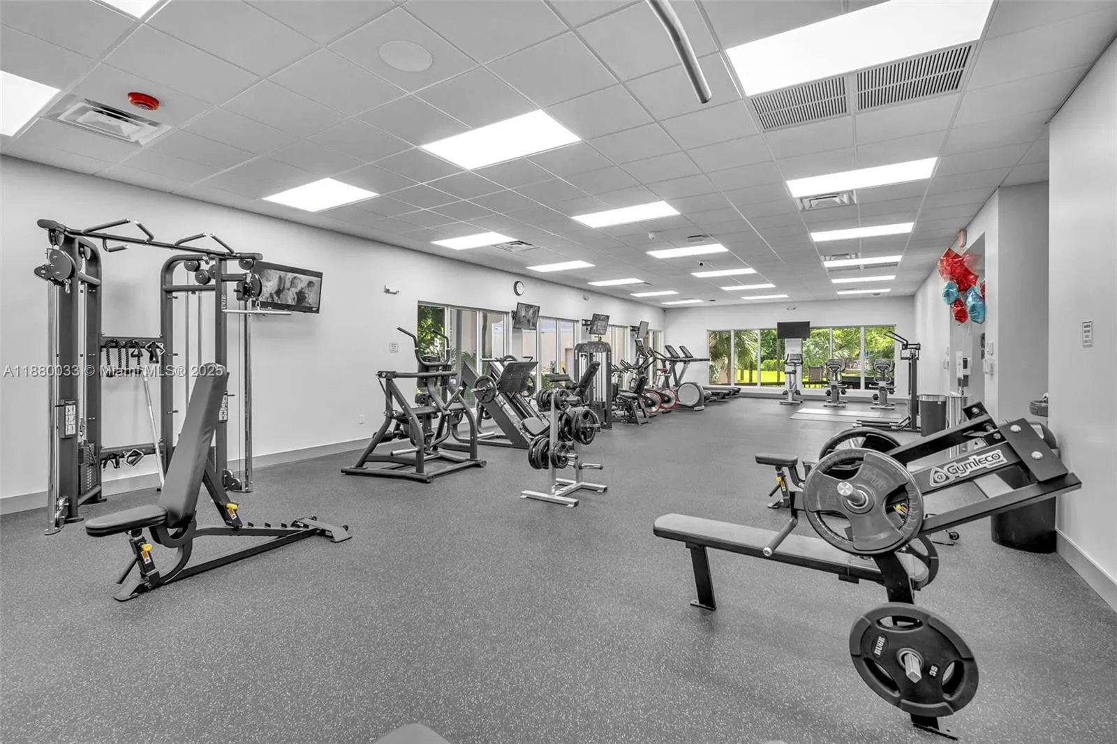 17021 N Bay Rd, #206