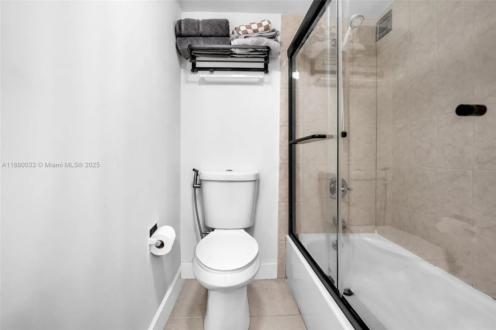 17021 N Bay Rd, #206
