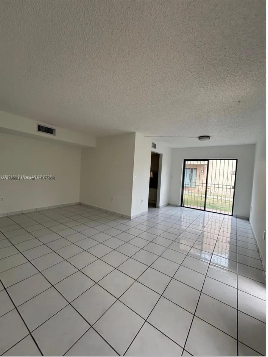 15471 SW 80th St, #106-16