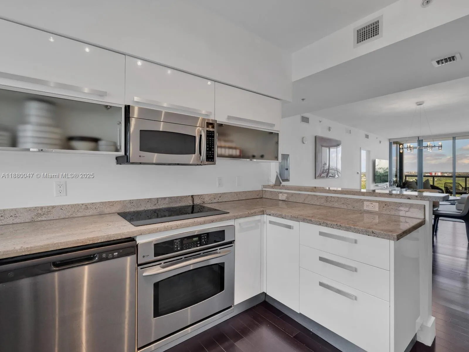 601 NE 36th St, #1304