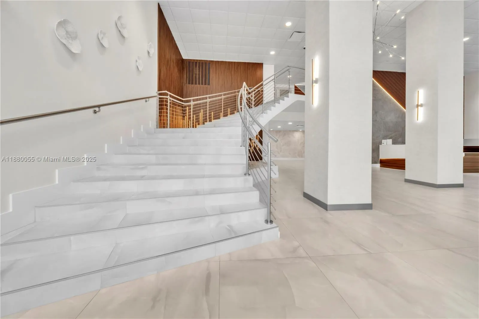 3000 S Ocean Dr, #1208