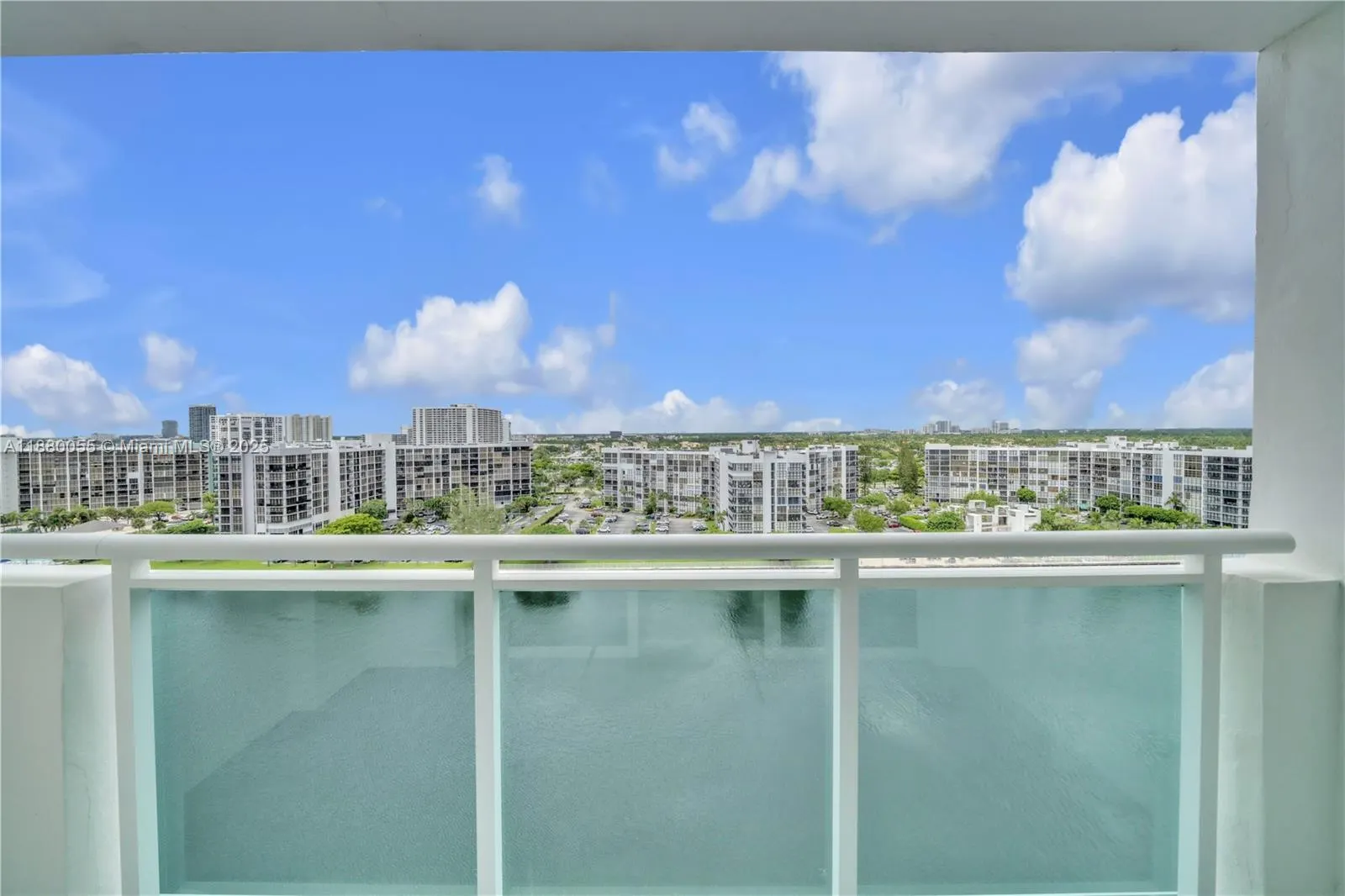 3000 S Ocean Dr, #1208
