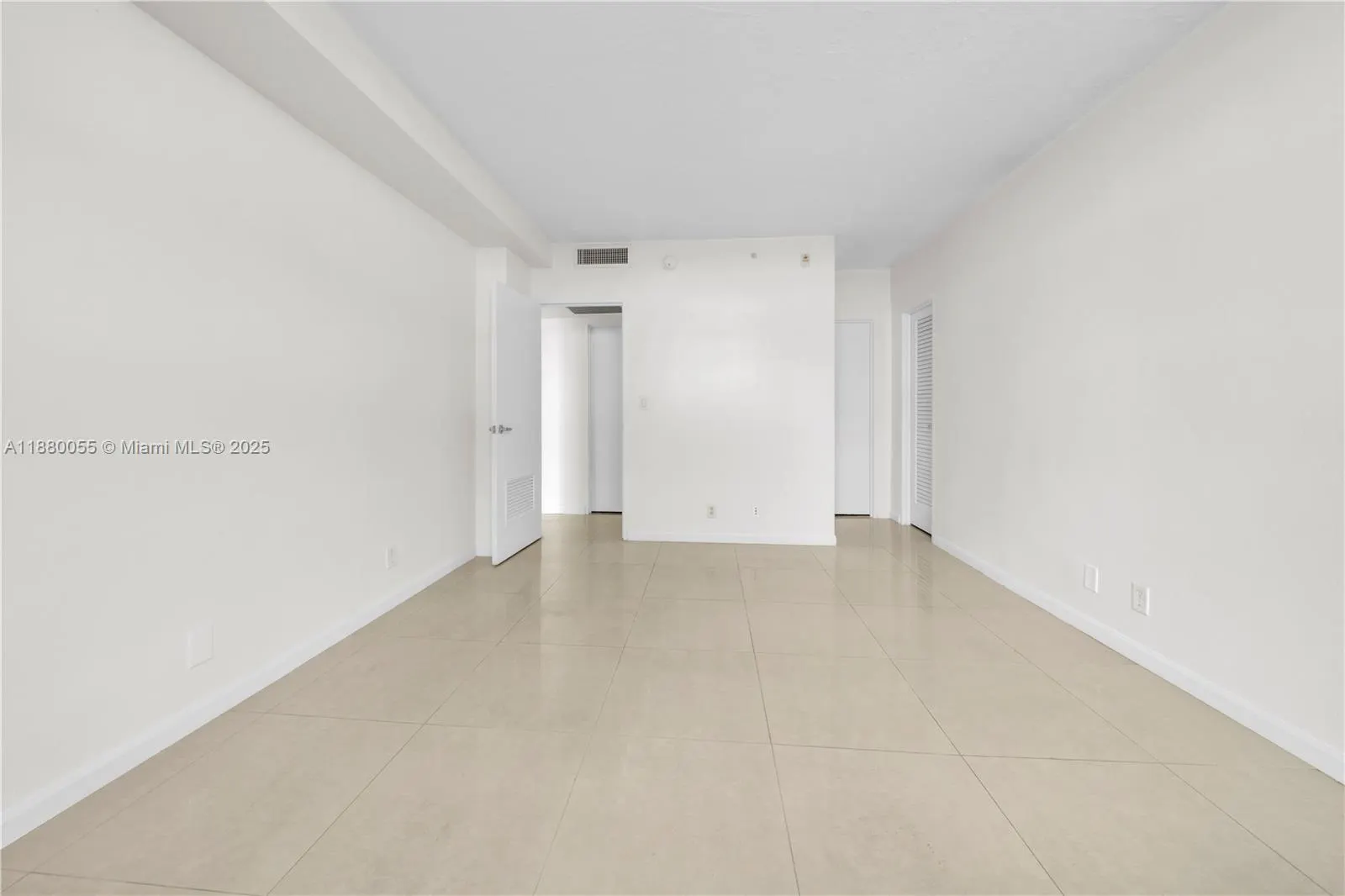 3000 S Ocean Dr, #1208