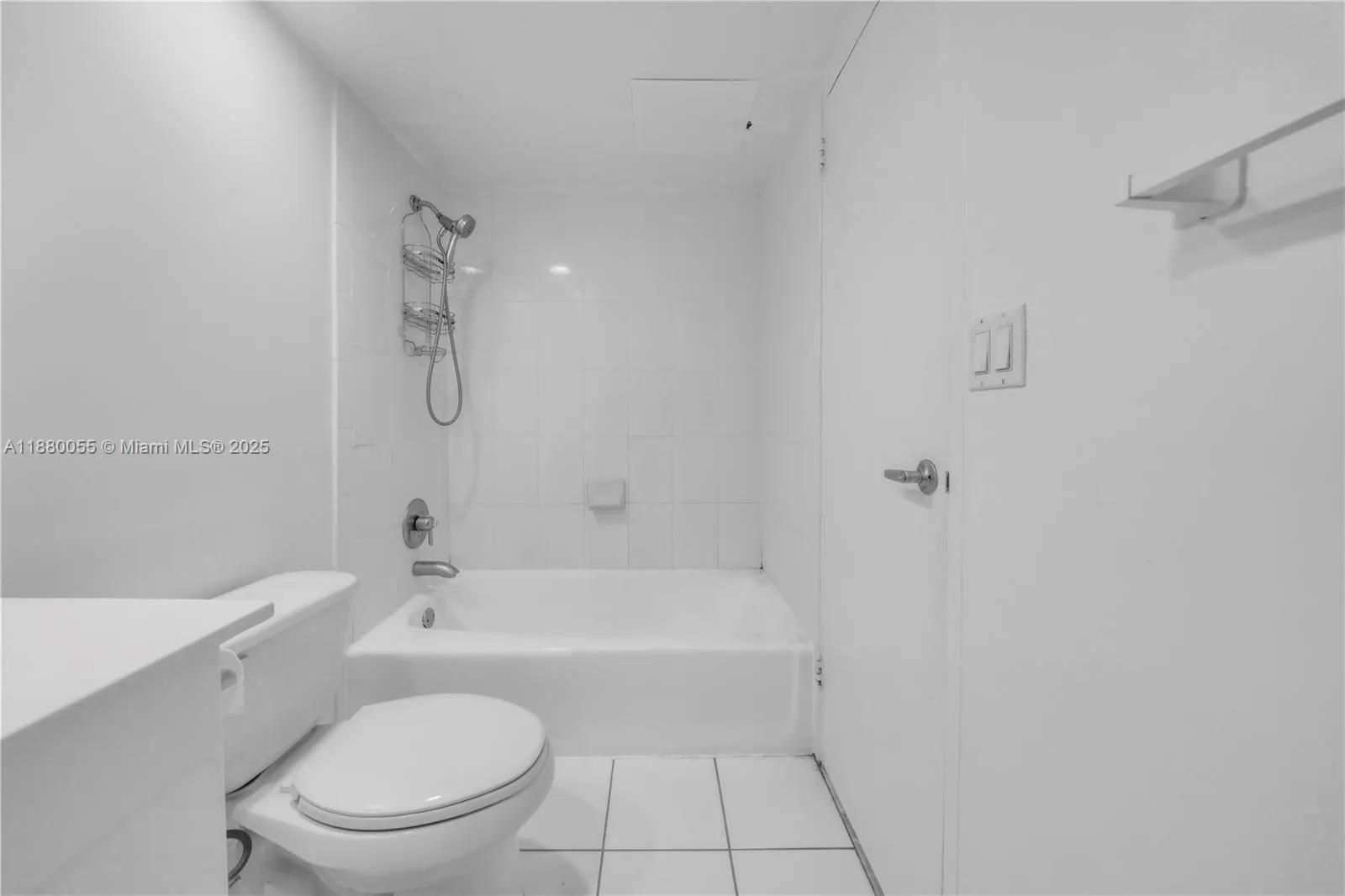 3000 S Ocean Dr, #1208