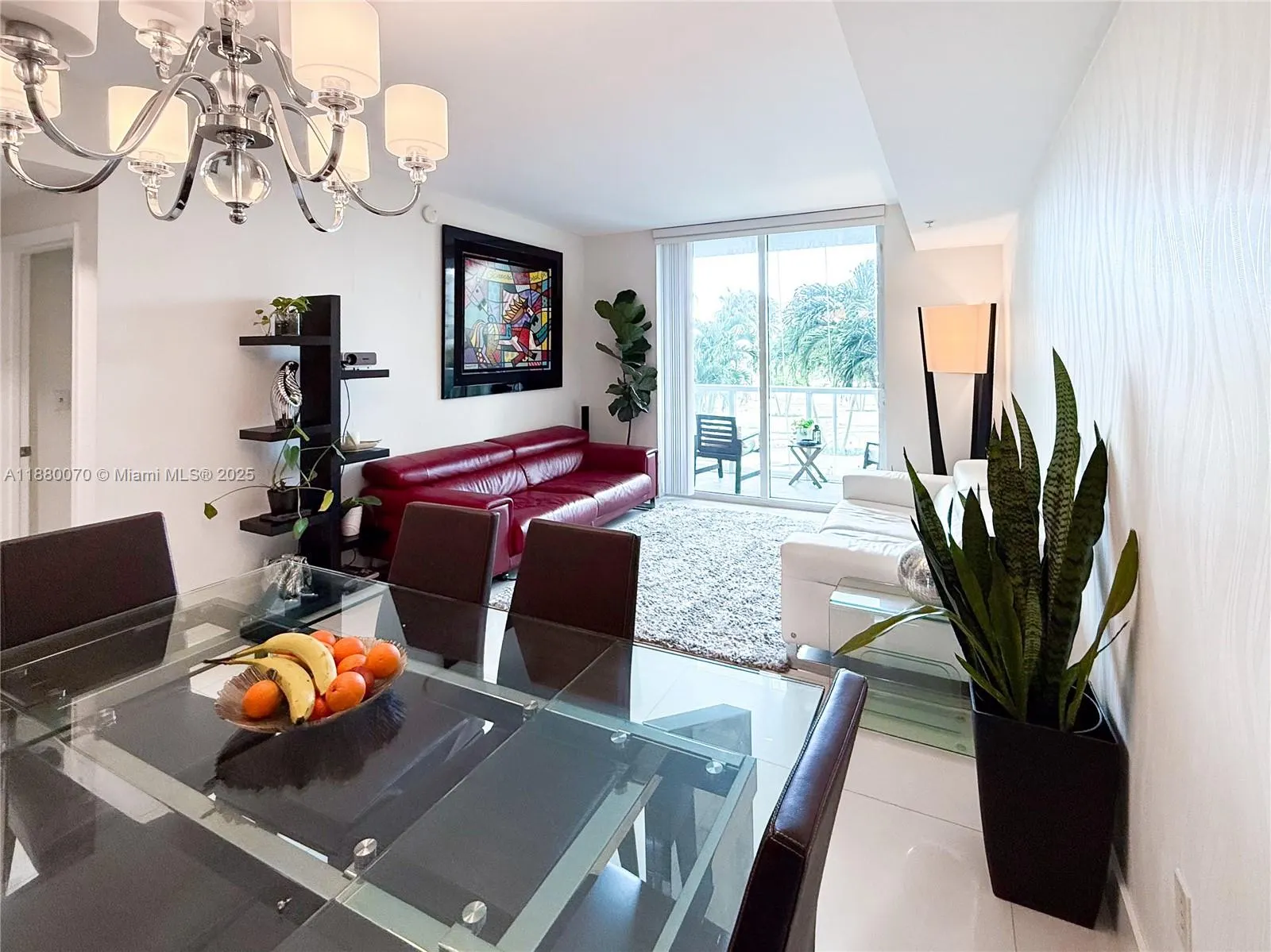 253 NE 2nd St, #903