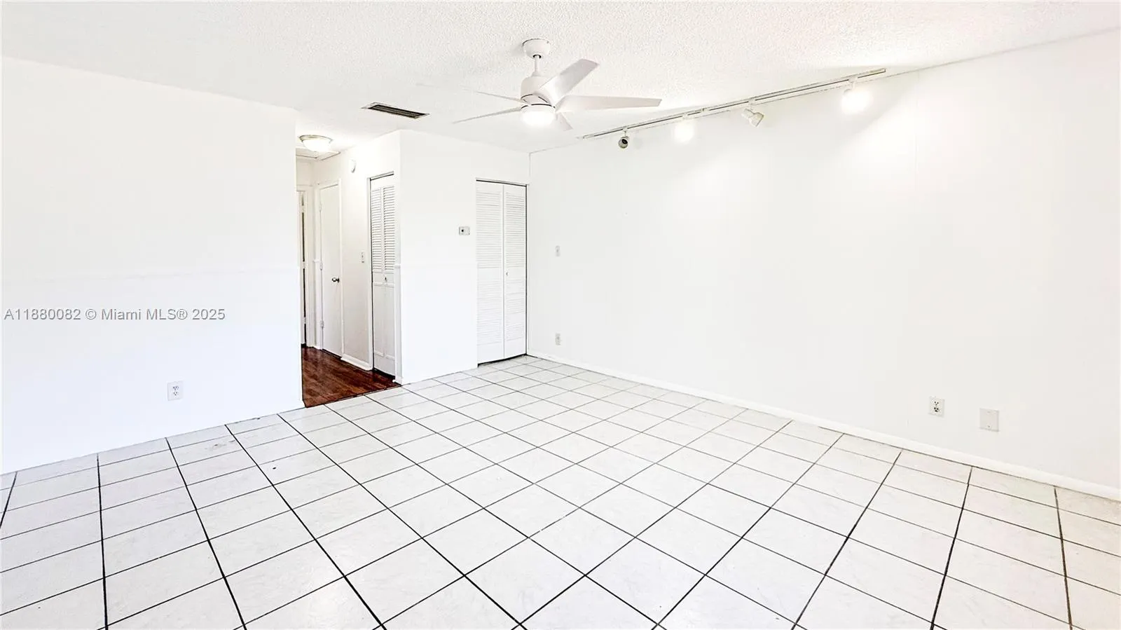 3200 NW 5th Ter, #8