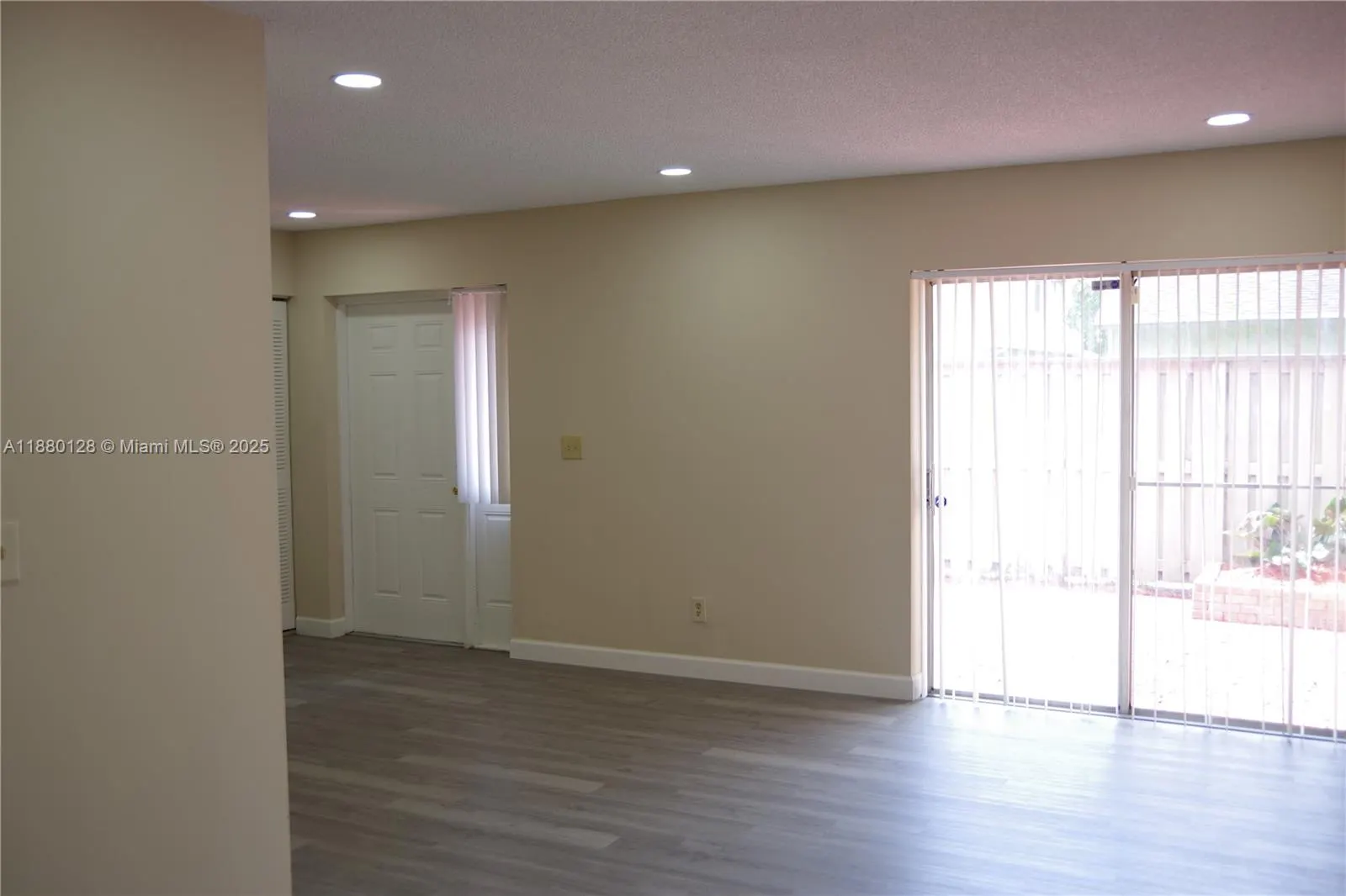 2113 NW 59th Ter, #61-C