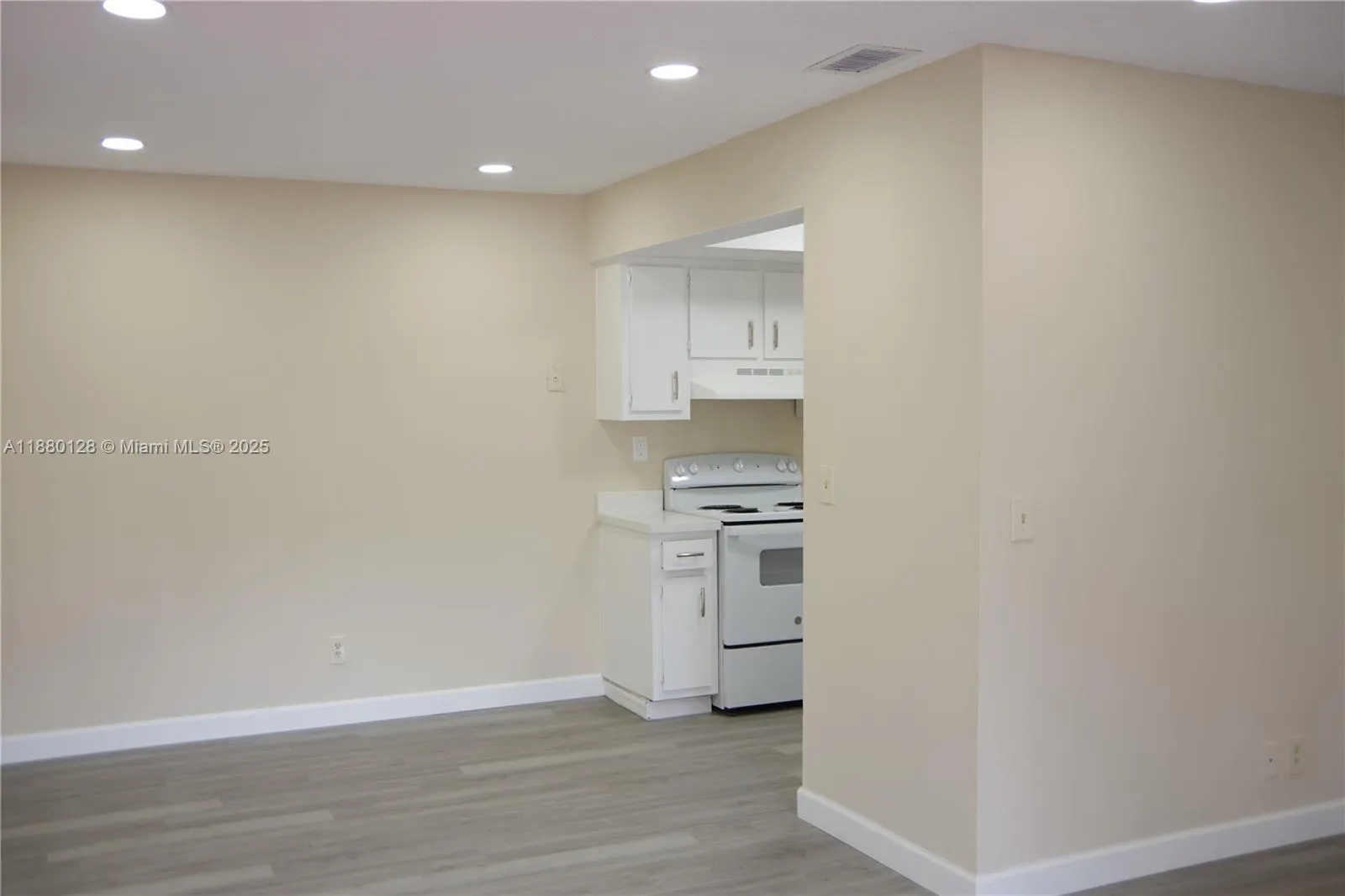 2113 NW 59th Ter, #61-C