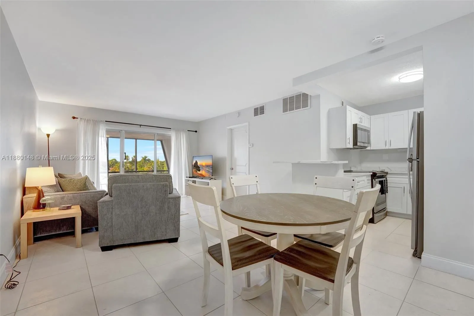 2970 NE 16th Ave, #403