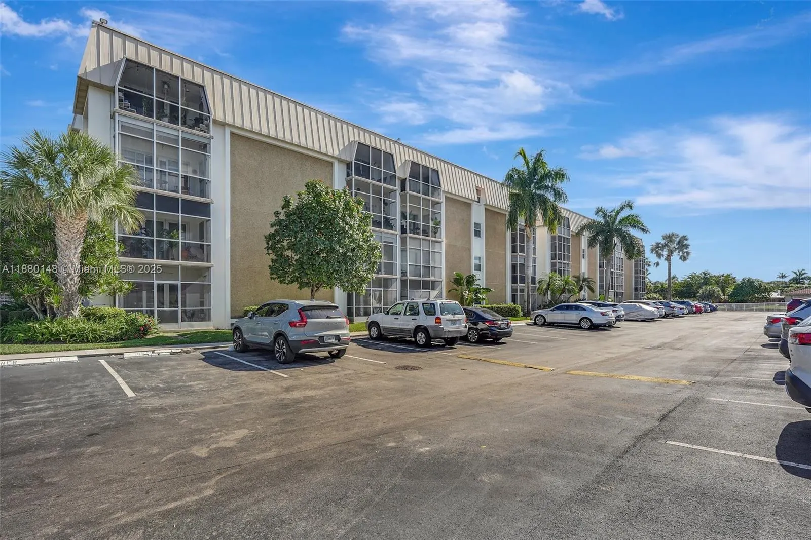 2970 NE 16th Ave, #403