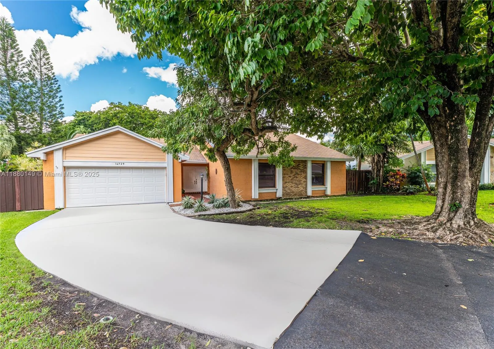 14729 SW 53rd Ter