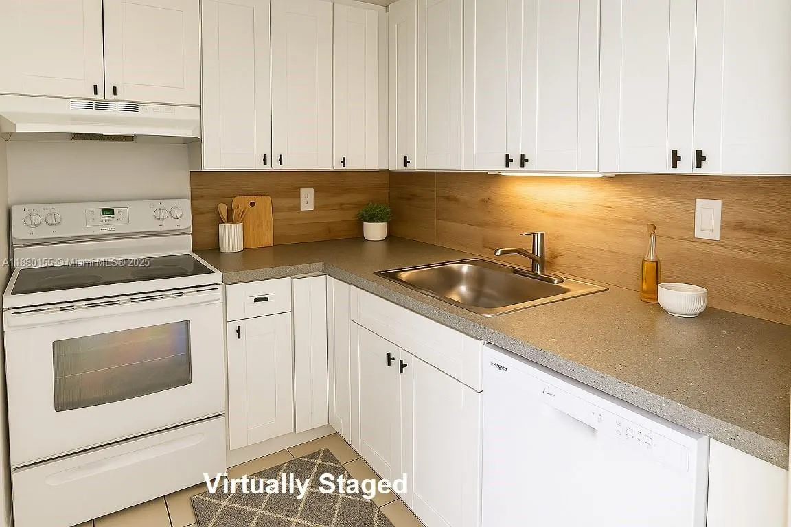 498 NW 165th St Rd, #D-601